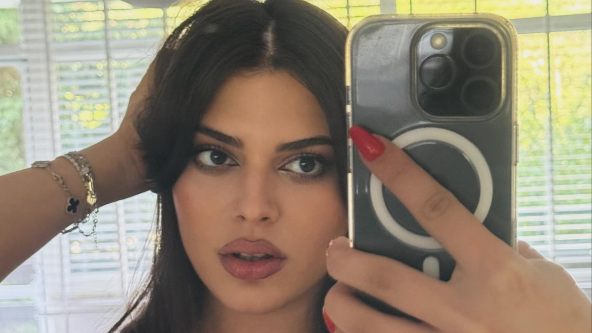 Derin Talu'nın Sevgilisinin Ailesiyle Tanışması ve Müstakbel Kayınvalideyle Pozlar