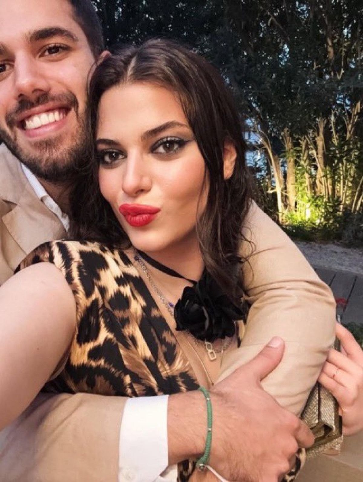 Derin Talu'nun Düğündeki Sevgilisiyle Son Pozları Sosyal Medyayı Salladı