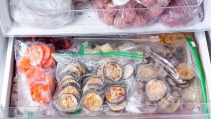 Dikkat! Dondurucudan Çıkardıktan Sonra Hemen Pişirmeyin: Uzmanların Önerileri