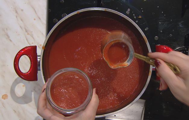 Evde Kışlık Domates Sosu Yapımı: Adım Adım Rehber