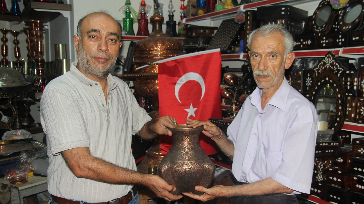 Bakırcılık Mesleğini Yaşatan Kardeşler