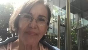 Gül Onat Kanserle Mücadele Ediyor: Takipçilerinden Dualarını Bekliyor