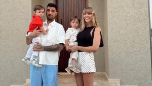 İbrahim Tatlıses’in İkiz Torunları Şaşırtıyor! Yasemin Şefkatli Rahatsızlık Detaylarını Paylaştı