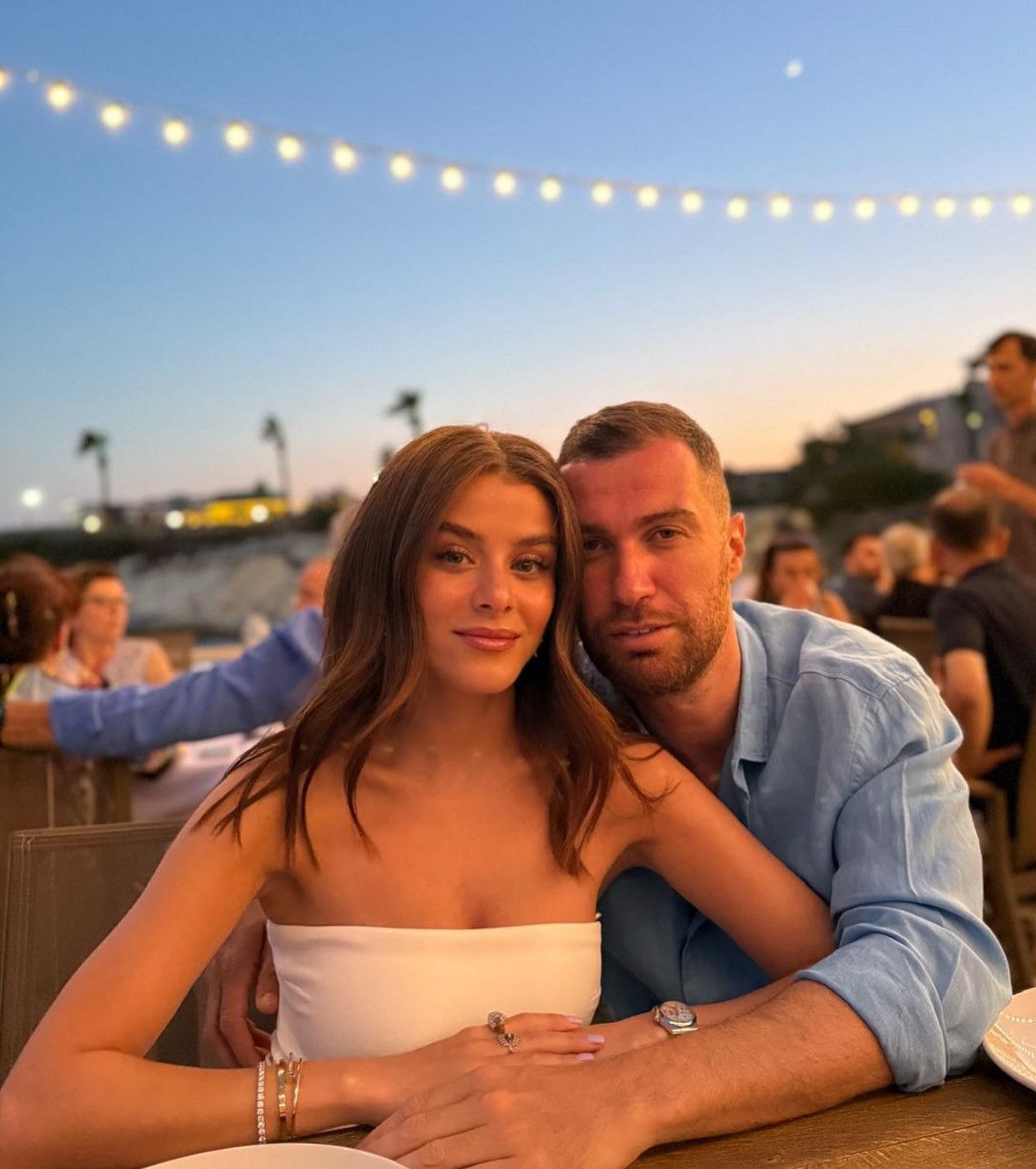 İlayda Alişan'ın Yeni İmajı ve Saç Değişikliği Sosyal Medyada Gündem Oldu