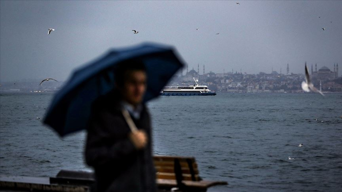 İstanbul ve Çok Sayıda Şehre Yağmur Yağıyor: Şemsiyelerinizi Hazırlayın
