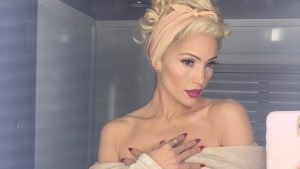 Jennifer Lopez’in Yeni Rolüyle Hayranlarını Şaşırtan Dönüşü