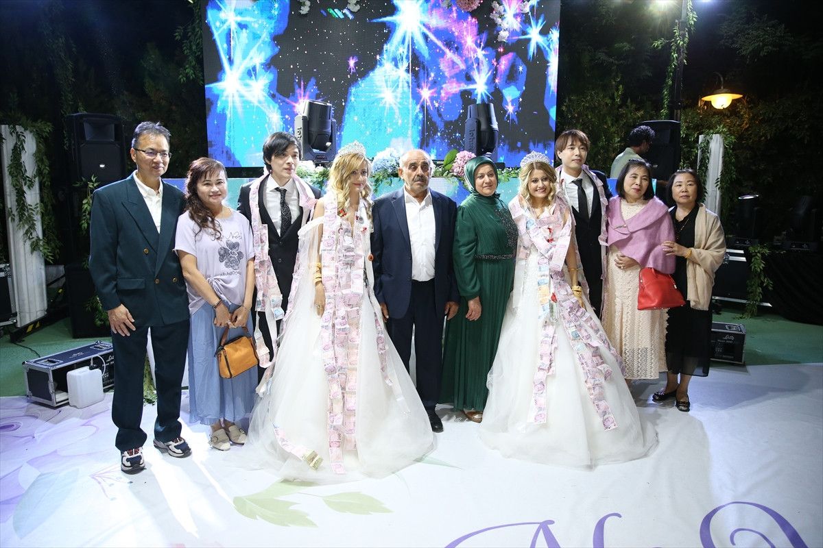 Kastamonulu Tek Yumurta İkizleri ile Tayvanlı Çiftlerin Evlilik Hikayesi