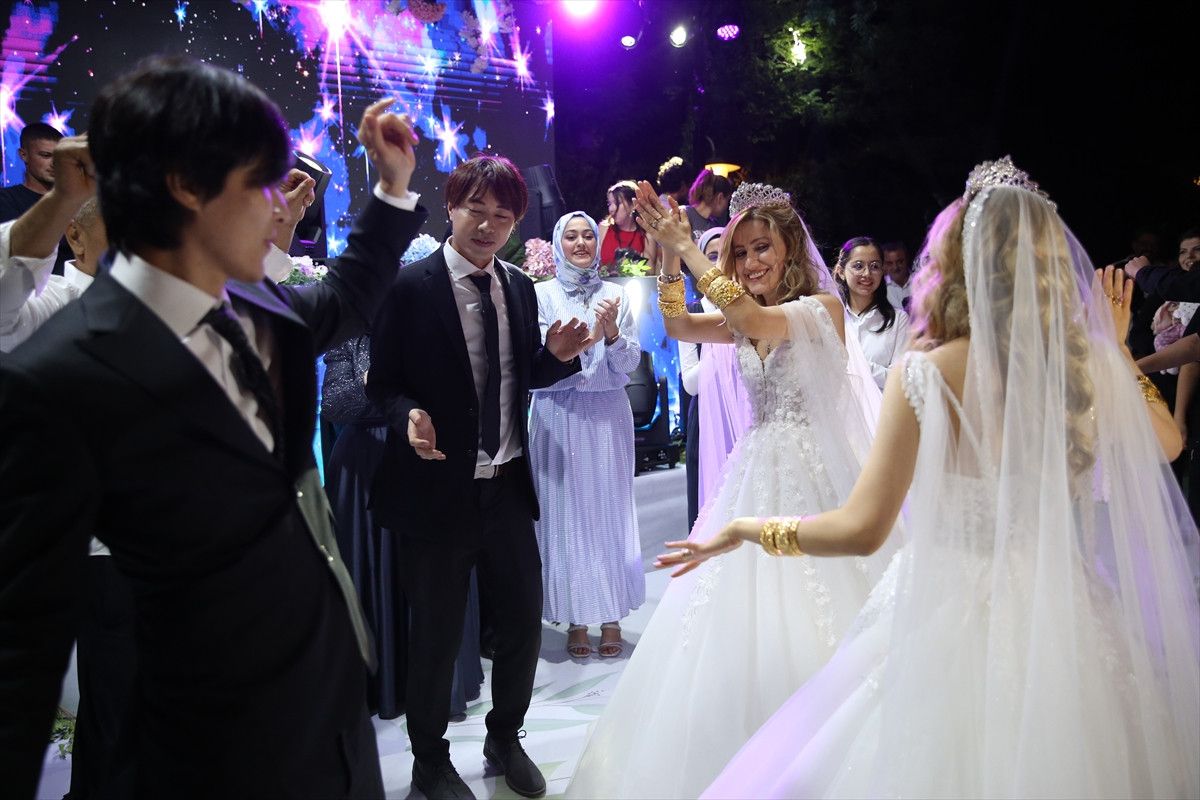 Kastamonulu Tek Yumurta İkizleri ile Tayvanlı Çiftlerin Evlilik Hikayesi