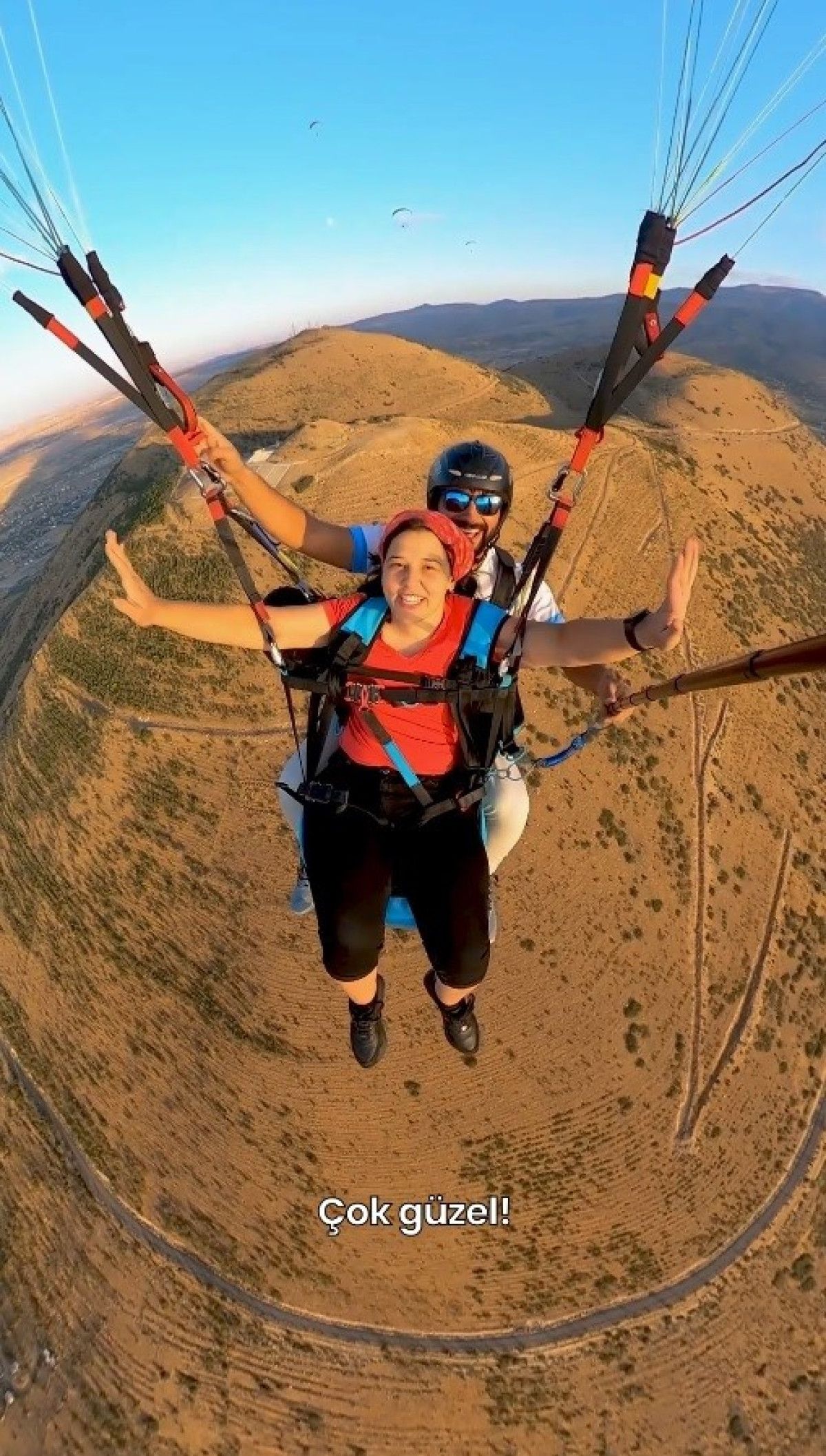 Kayseri'de Yüreyemeyen İremin Paraşüt Hayali Gerçeğe Dönüştü