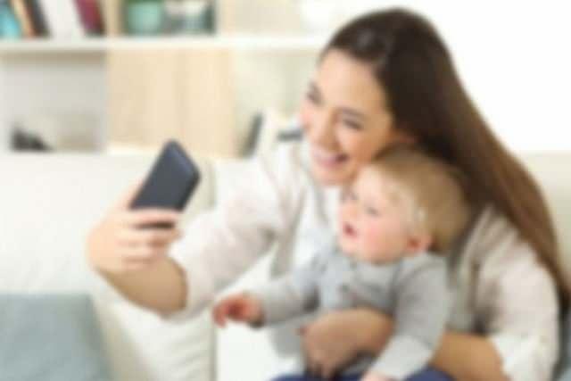 KVKK'ndan Ebeveynlere Kritik Uyarı: Çocuklarınızı Sosyal Medyada Paylaşmayın