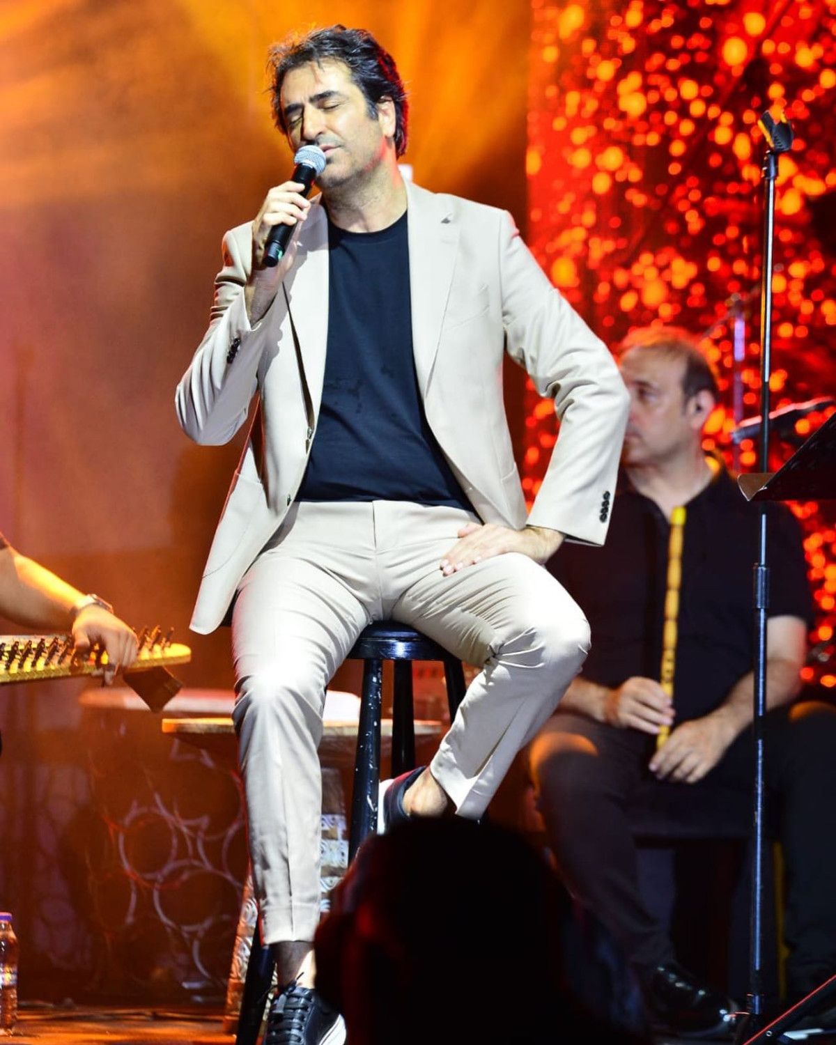 Gazetecilik ve Halkın Sanatçıyla İlişkisi