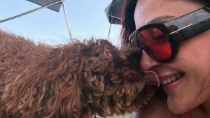 Melek Mosso’nun Sonunda Tatile Çıkışı ve Tekneyle Paylaştığı Muhteşem Fotoğraf