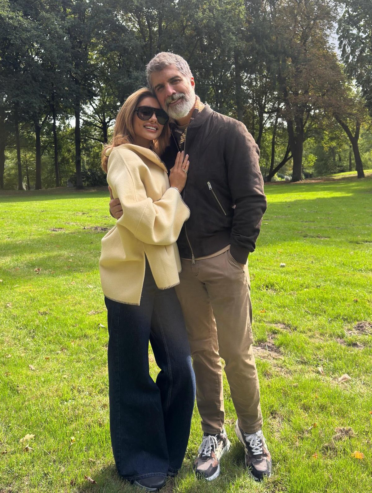 Özcan Deniz ve Samar Dadgar'ın Duygusal Paylaşımı: Her Zaman Birbirimizle