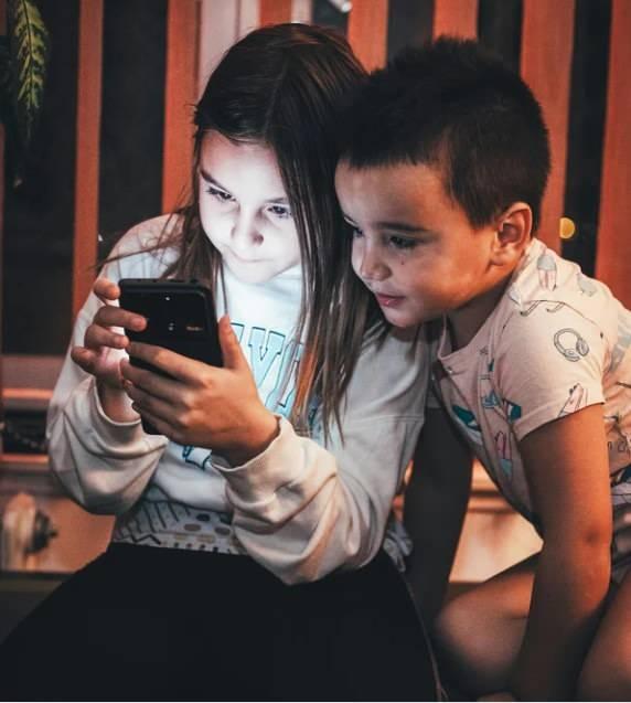Ekran Kullanımını Kontrol Altına Almak İçin Ailelere Tavsiyeler