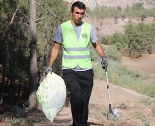 Şanlıurfalı Genç Doğa Gönüllüsü 105 Gündür Çevre Temizliği Yapıyor