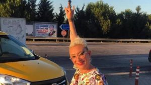 Şarkıcı Güllü’nün Şüpheli Ölümünde Çarpıcı Detaylar ve Emekli Emniyet Müdürünün Açıklamaları