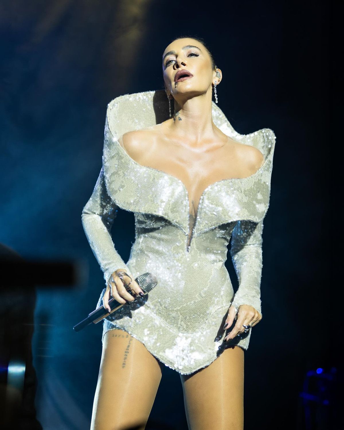 Şarkıcı Sıla'dan Güzel Kokusu ve Parfüm Sırları Hakkında Samimi Açıklamalar