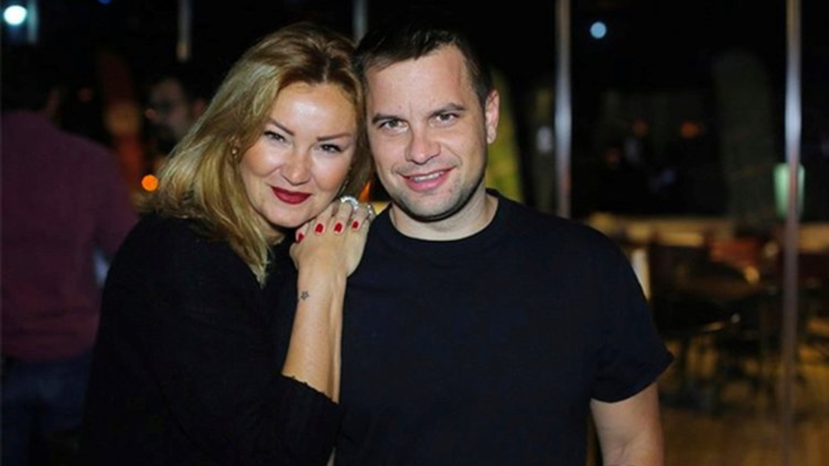 Pınar Altuğ’un Yoga Eğitmeniyle Çalışması Gündemde