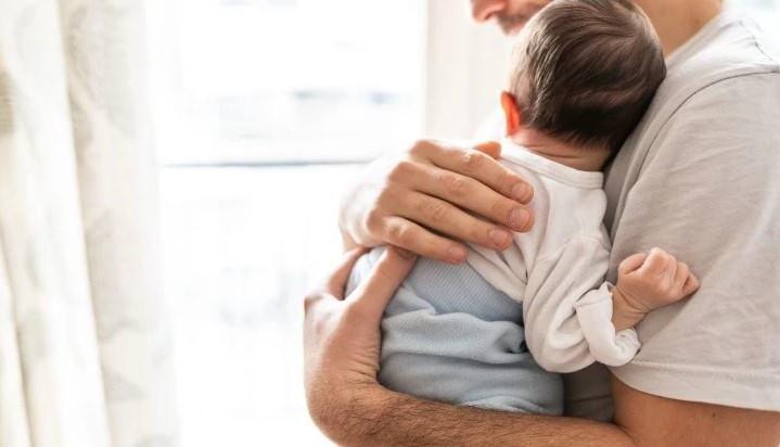 Doğum İzinlerinde Köklü Değişim: Anneye 24 Hafta İzin Müjdesi Çıkış Yolu