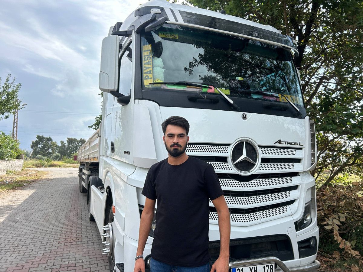 Hatayda Çiftin Bebeklerinin Cinsiyetini Tırlarla Öğrenme Hikayesi