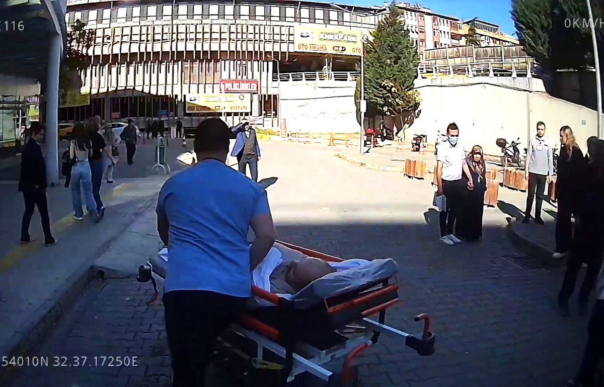 Karabük'te Minibüste Rahatsızlanan Yolcuyu Hızlı Müdahale Kurtardı