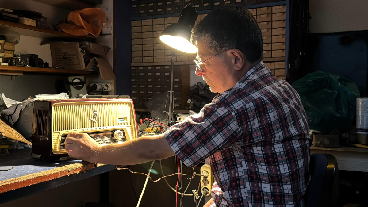 Orduda 55 Yıldır Antika Radyolara Yeniden Hayat Veriyor