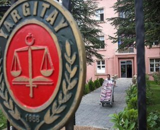 Takipçi Eski Nişanlıya 3 Ay Hapis Cezası: Yeniden Bir Araya Gelme Çabası