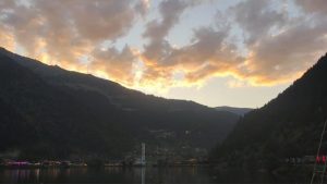 Uzungöl’de Muhteşem ve Kartpostallık Doğa Manzaraları