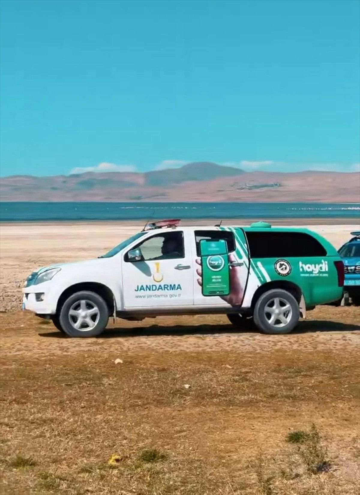 Vanda Flamingoların Güvenliği Jandarma Ekiplerine Emanet Edildi